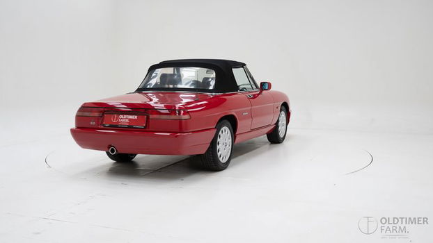 Alfa Romeo 2000 Spider 4 '93 CH6156 - 7