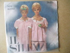 s4220 nini rosso - il silenzio