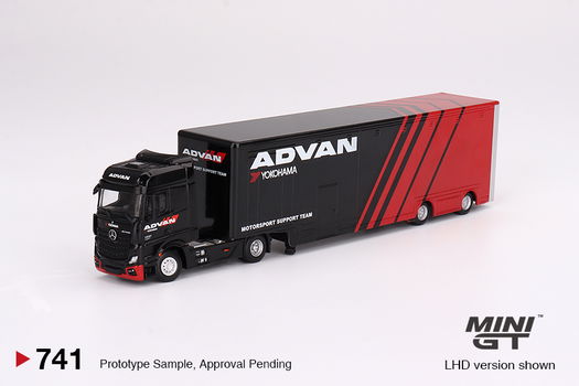 Mercedes-Benz Actros w/ Racing Transporter ADVAN 1:64 Mgt228 - 0