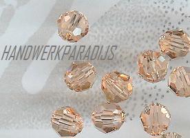 Swarovski 5000 Light Peach 8mm 38 Stuk - 1