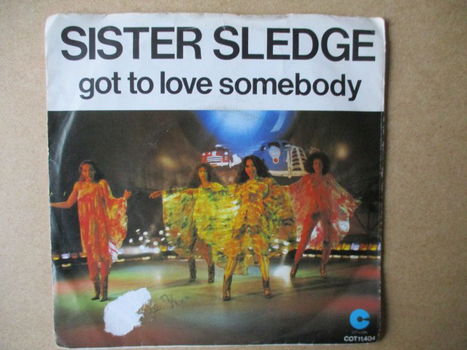 s4513 sister sledge - got to love somebody - 0