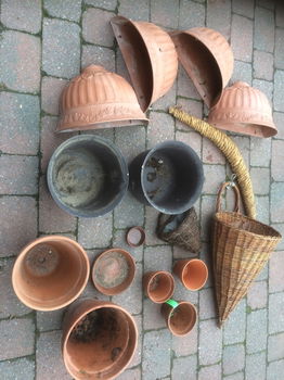 Cachepots, planten- of bloempotten en zinken gieter ideaal om bloemschikken - 3