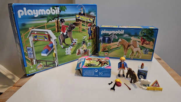 Playmobil 4188 (paardenfamilie) 4185, 4647(met dozen) - 7