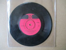 s4802 sandie shaw - puppet on a string