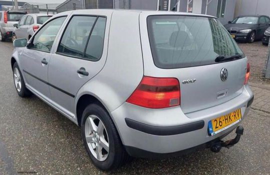 2001 Volkswagen Golf 1.6-16V Trendline APK GEKEURD 25-11-2025 KMSTAND - 2