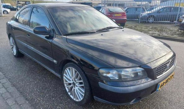 2002 Volvo S60 2.4 Edition LPG/G3 APK GEKEURD 4-10-2025 - 1