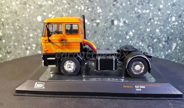 Daf 2800 1975 oranje 1:43 Ixo V868 - 0