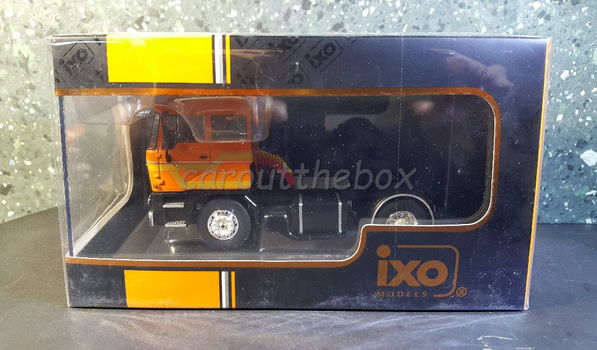 Daf 2800 1975 oranje 1:43 Ixo V868 - 3