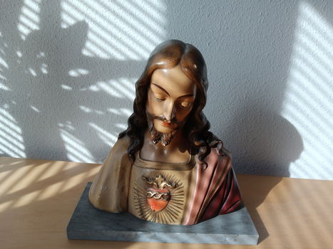 Buste Christus op plateau - 1