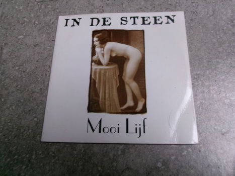 In de steen : Mooi Lijf - 0