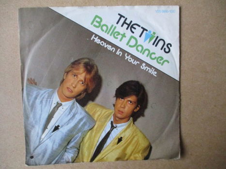 s4997 the twins - ballet dancer - 0
