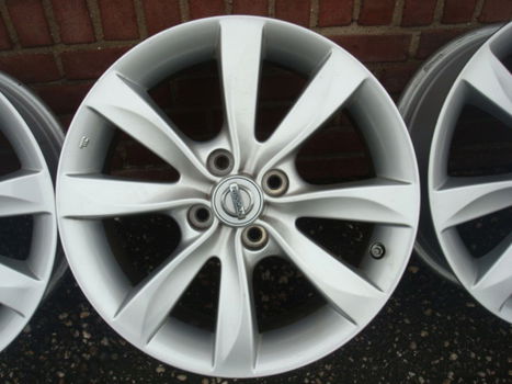 17'' Originele Nissan Velgen 4x100 - 4