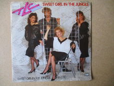 s5011 tlc - sweet girl in the jungle