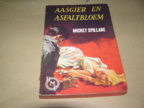 Aasgier en asfaltbloem- Mickey Spillane( UMC MS 2) - 0