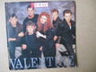 s5025 t pau - valentine - 0 - Thumbnail