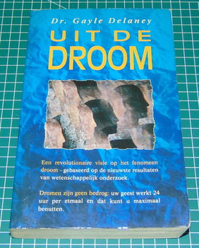 Uit de droom - Dr Gayle Delaney - 0