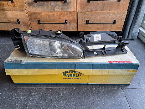 Ford Mondeo MK1 Koplamp Magneti Marelli LPC101 712754058920 Rechts - 0