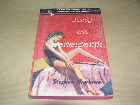 Jong en verleidelijk-Stephen Marlowe(UMC Real 79) - 0