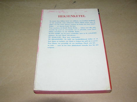 Heksenketel- Stephen Marlowe(UMC Real 87) - 1