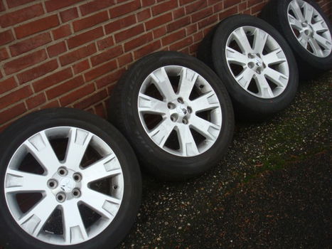 18 Origineel Mitsubishi Outlander Velgen en Banden 5x114.3 - 2