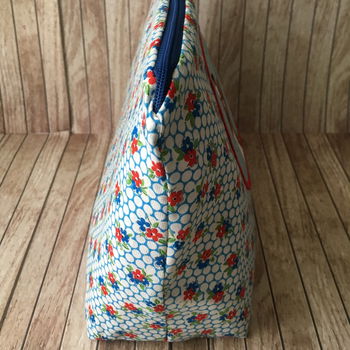 projectbag / etui /toilettas retro stof met schattig hertje - 4