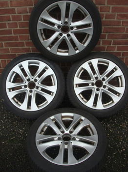 17'' Orignele Avantgarde W 212 Velgen en Banden Steek 5x112 - 4