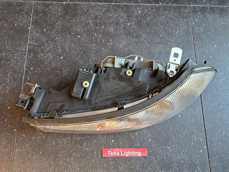 Ford Mondeo MK2 Koplamp Magneti Marelli LPF482 710301098003 Links - 2