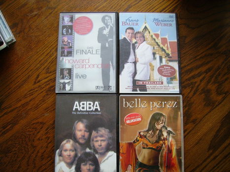 10 muziek dvd,s en 13 casette bandjes - 0