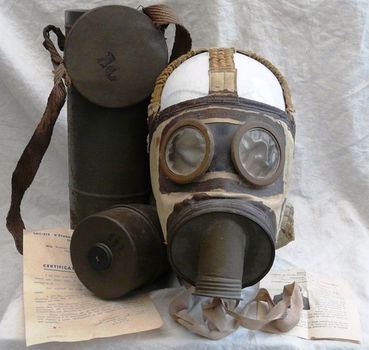 Gasmasker, Frans / Frankrijk, type: TC-38, Civiel, met Trommel, jaren'30/'40.(Nr.5) - 0