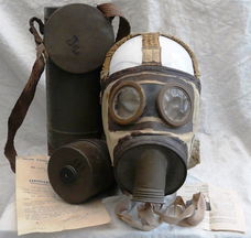 Gasmasker, Frans / Frankrijk, type: TC-38, Civiel, met Trommel, jaren'30/'40.(Nr.5)