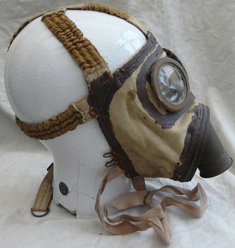 Gasmasker, Frans / Frankrijk, type: TC-38, Civiel, met Trommel, jaren'30/'40.(Nr.5) - 1