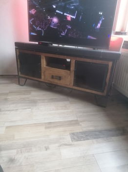 Tv meubel (merk onbekend) - 0