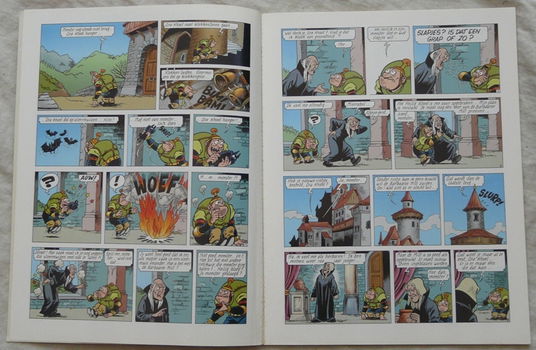 Strip Boek, Suske en Wiske, In De Ban Van De Milt, Nr.276, Standaard Uitgeverij, 2002.(Nr.1) - 2