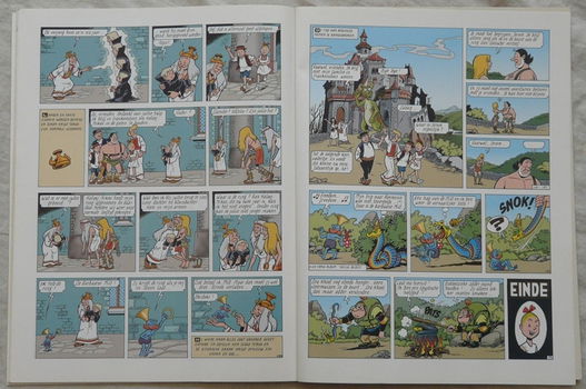 Strip Boek, Suske en Wiske, In De Ban Van De Milt, Nr.276, Standaard Uitgeverij, 2002.(Nr.1) - 3