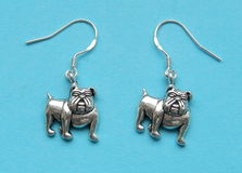 Bulldog oorbellen - Tibet zilver