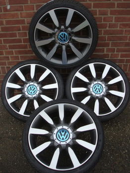 19'' inch Nuvolari Velgen en Banden Steek 5x112 - 3