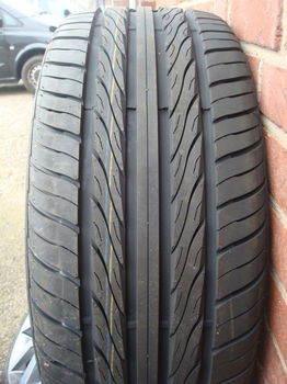 19'' inch Nuvolari Velgen en Banden Steek 5x112 - 4