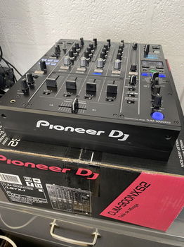 Pioneer CDJ-3000 Player | Pioneer DJM-A9 DJ Mixer | Pioneer DJM-V10-LF DJ-Mixer | Pioneer DJM-S11 - 2