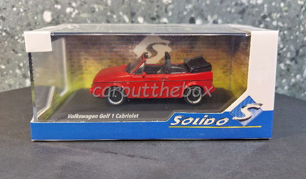 Volkswagen Golf 1 cabriolet Sportline rood 1:43 Solido Sol115 - 3