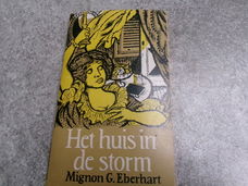 Het huis in de storm - Eberhart, Mignon G. Prisma boeken (pockets) nr 739