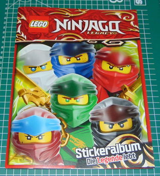 Lego Ninjago stickeralbum - Duits - 0