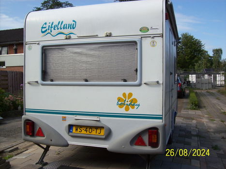 te Koop Caravan van het type Eifelland Holiday. - 2