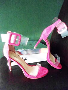 Open velourse stilettopumps met enkelbandje mt. 38