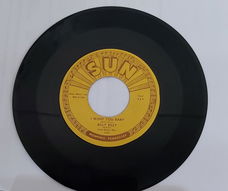 Bill Riley - Flyin'Saucers Rock & Roll - label SUN