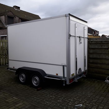 gesloten aanhangwagen met valdeur - 4