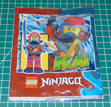 Lego Ninjago duiker Kai met zwaard-harpoen en katana