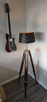 Vintage hout & messing 3 poot staande lamp - 2