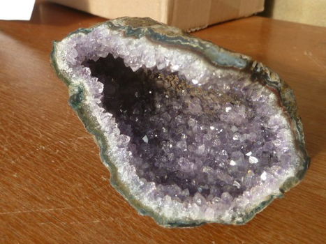 Amethist geode (03) - 2