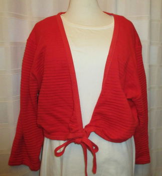 Rode bolero Maat 48 van merk Carol Sophie nr A28 - 0