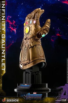 Hot Toys ACS007 Avengers Endgame Replica Infinity Gauntlet - 2